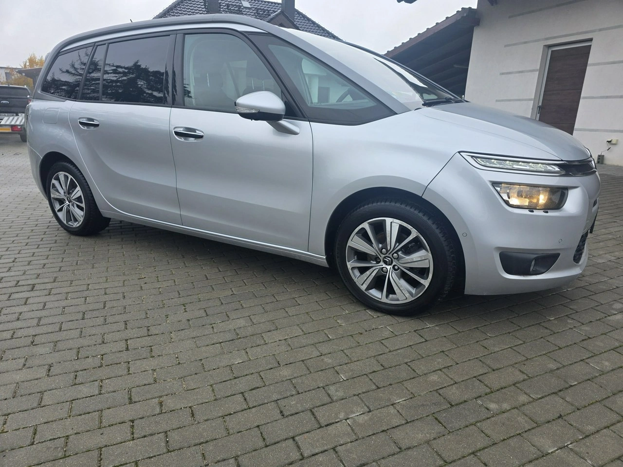 Citroën C4 Grand Picasso - Zdjęcie 12