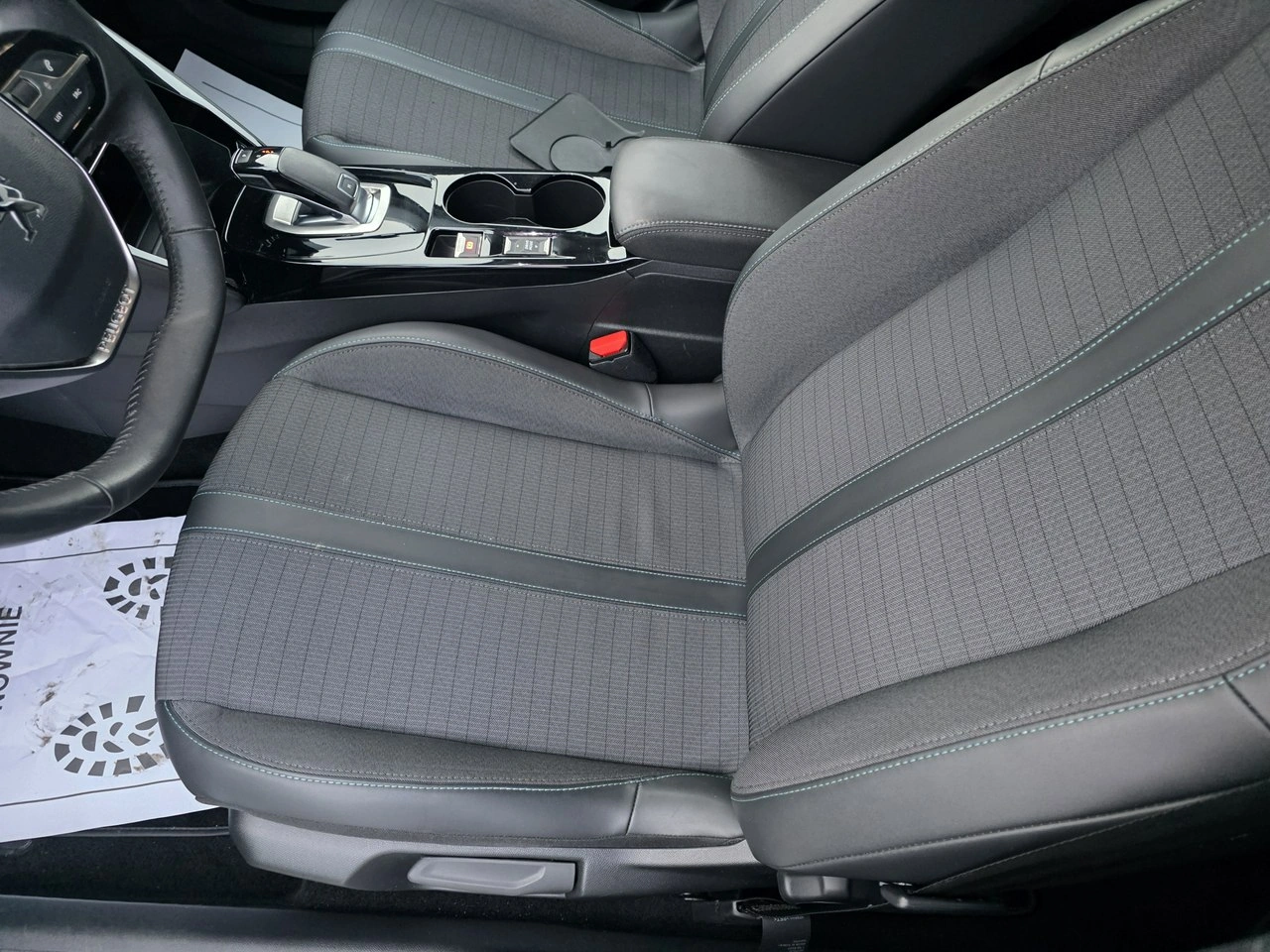 Peugeot 2008 - Zdjęcie 21