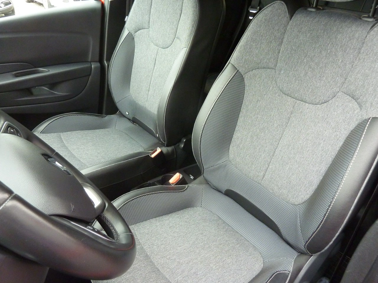 Renault Captur - Zdjęcie 9