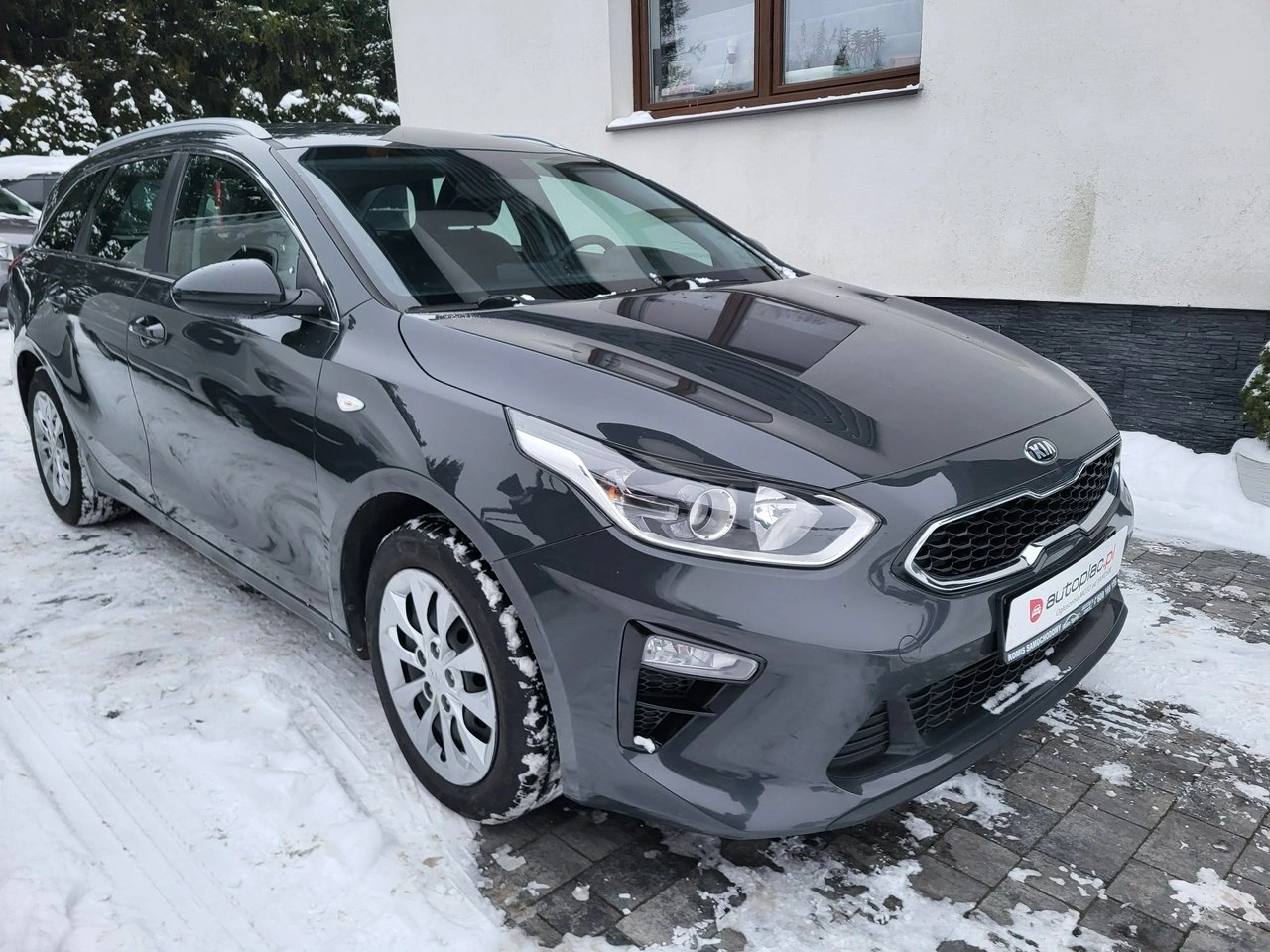 Kia Ceed - Zdjęcie 3