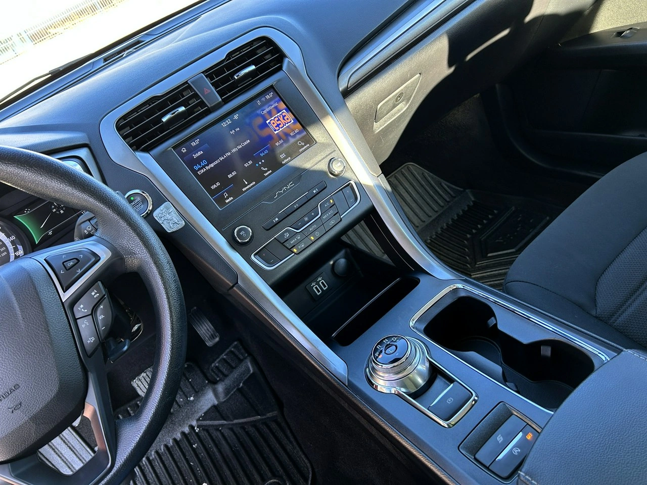 Ford Fusion - Zdjęcie 18