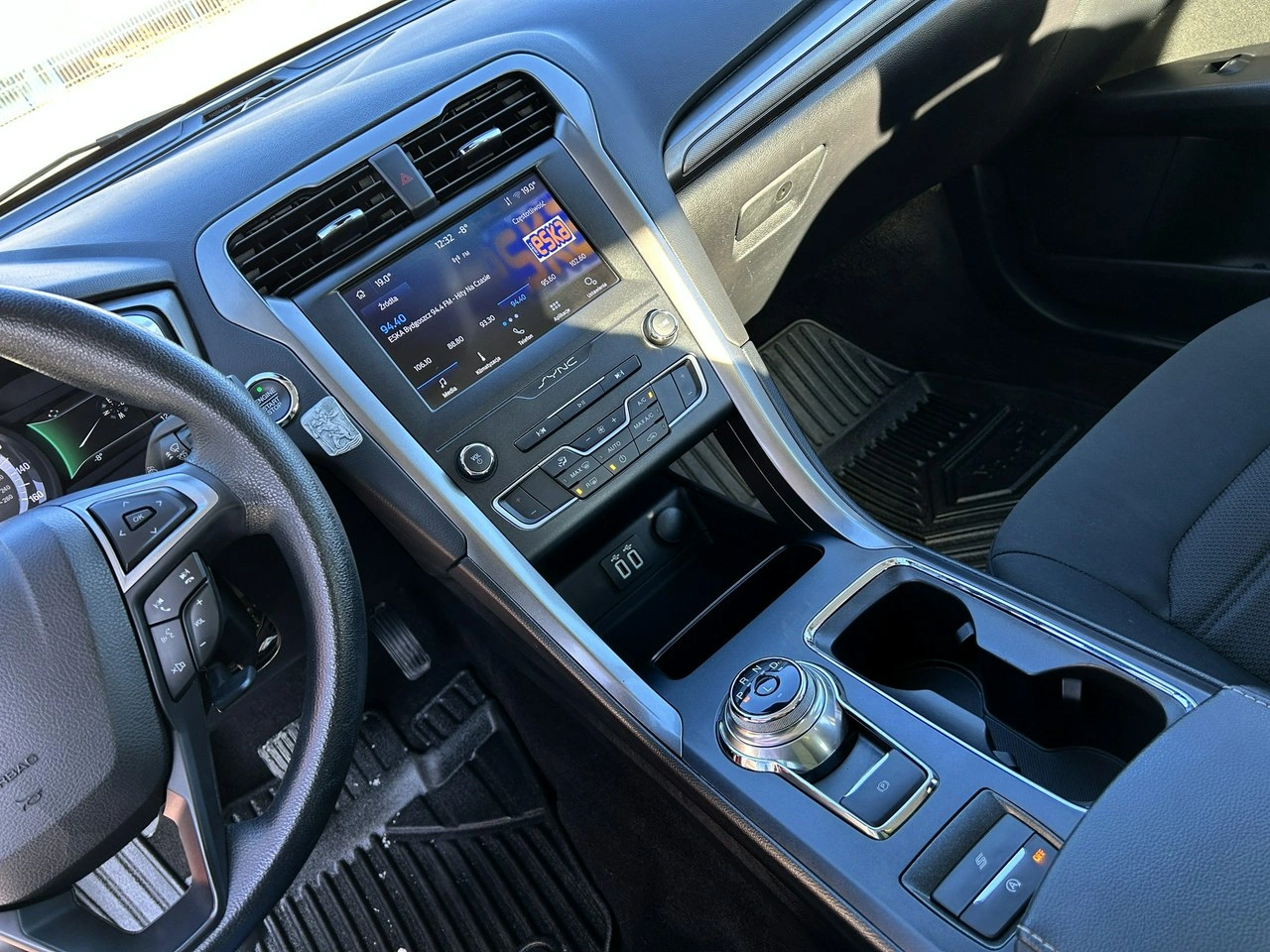 Ford Fusion - Zdjęcie 20