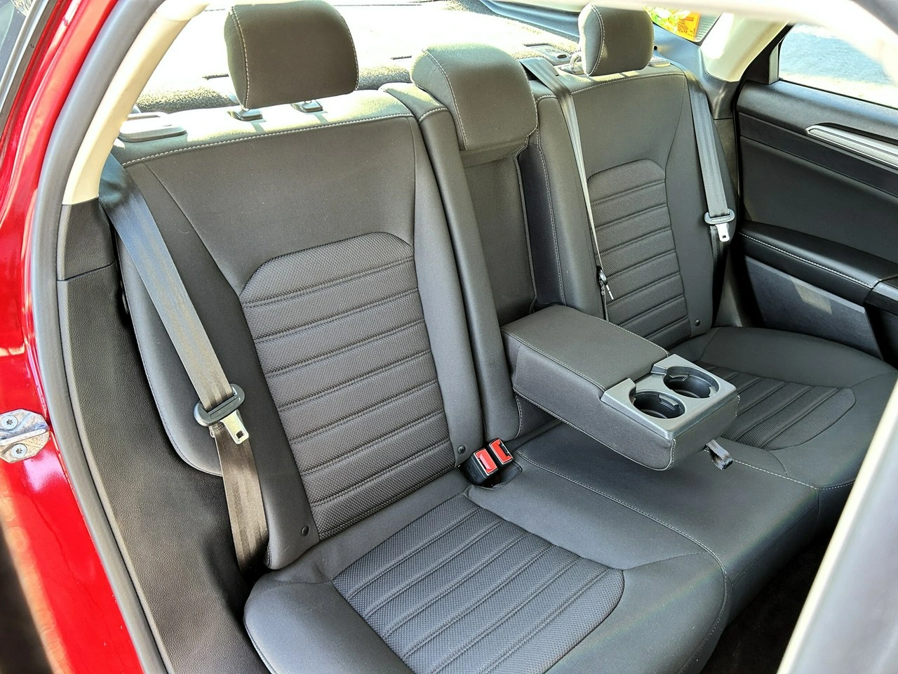 Ford Fusion - Zdjęcie 30