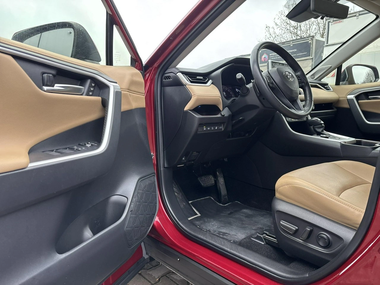 Toyota RAV-4 - Zdjęcie 9