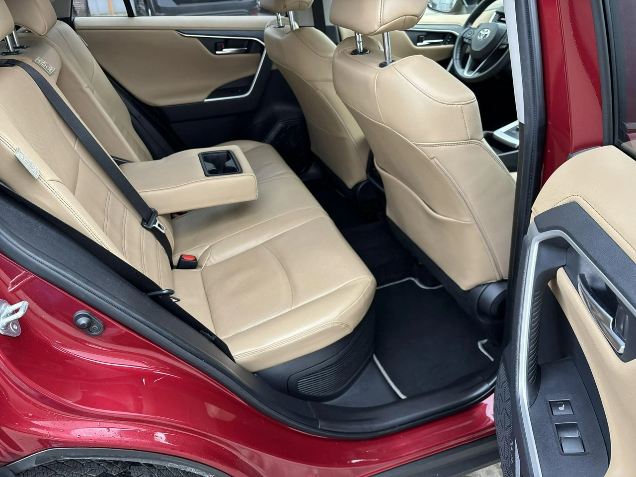 Toyota RAV-4 - Zdjęcie 16