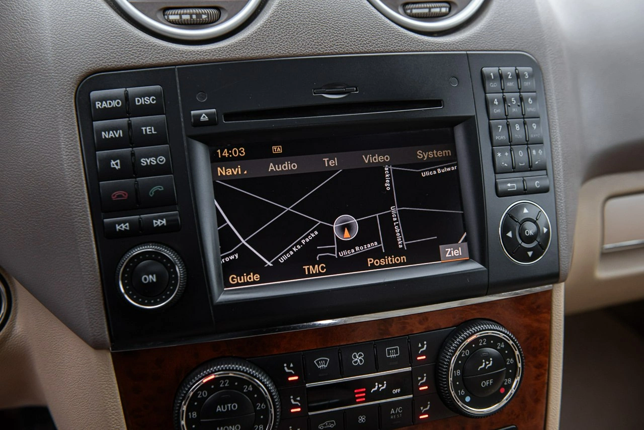 Mercedes ML 320 - Zdjęcie 20