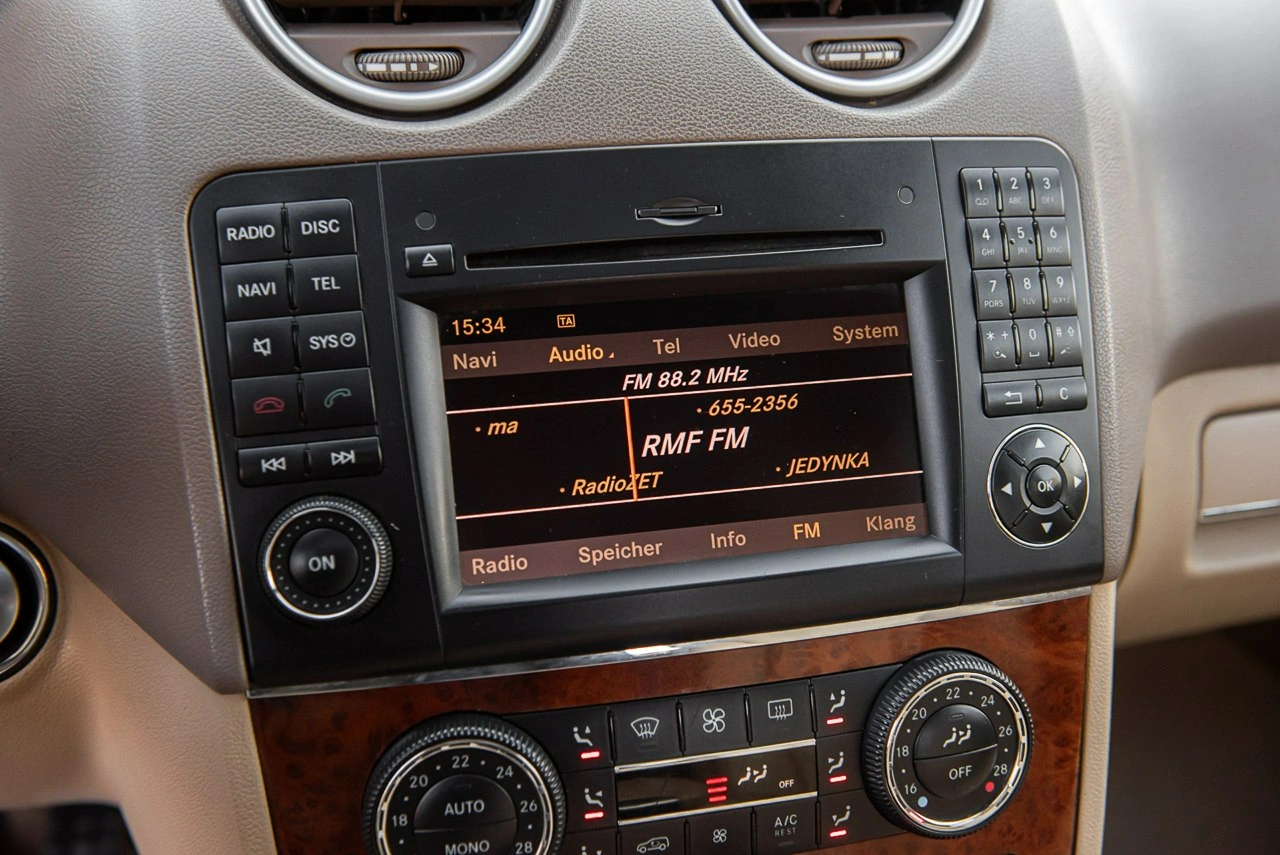 Mercedes ML 320 - Zdjęcie 21