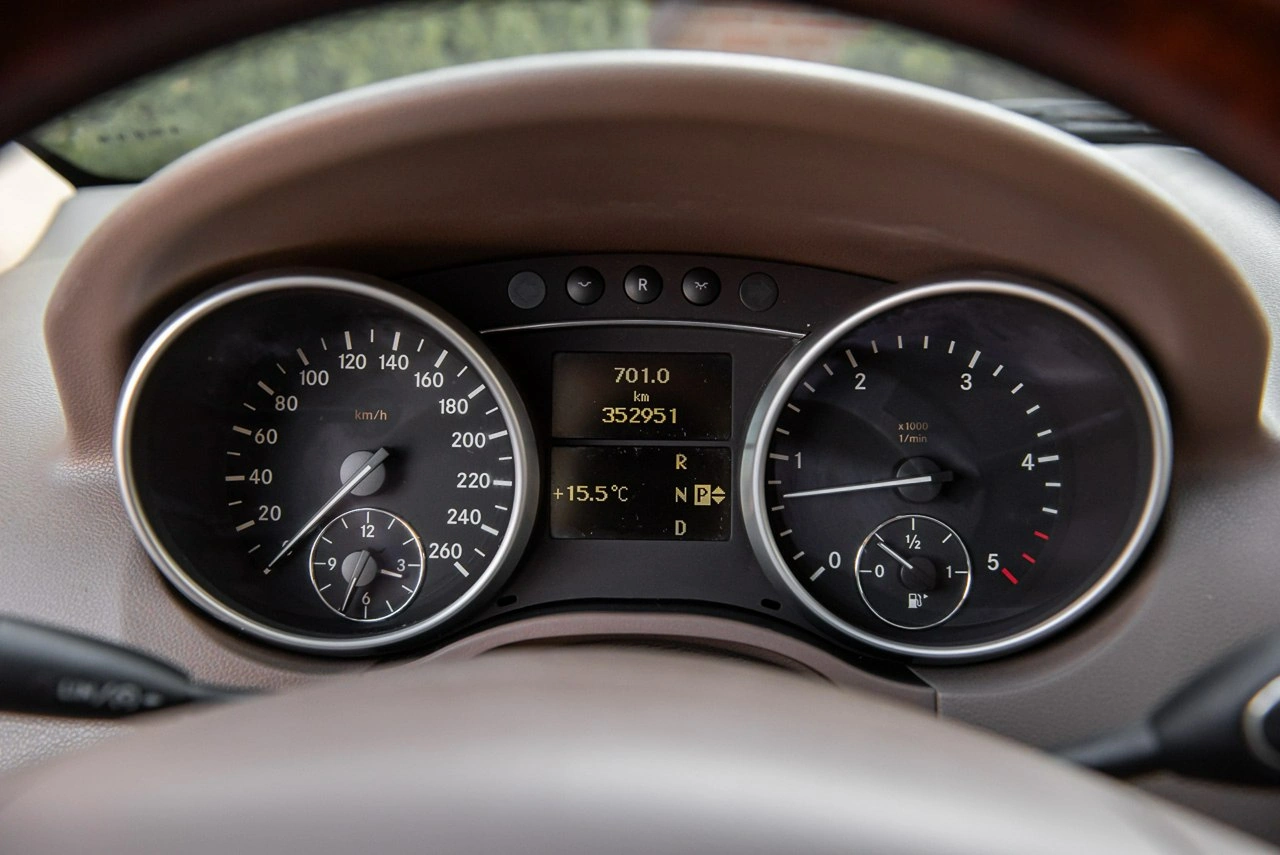 Mercedes ML 320 - Zdjęcie 31