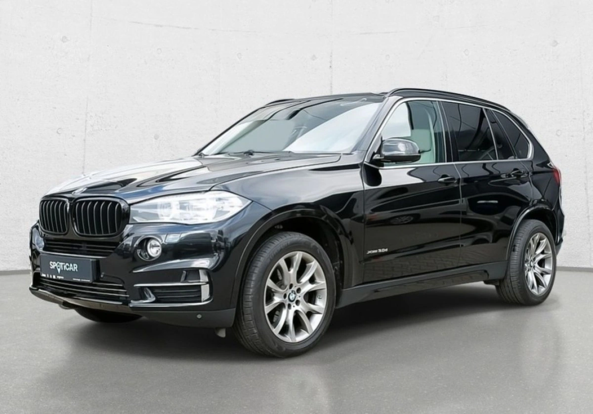 BMW X5 - Główne zdjęcie