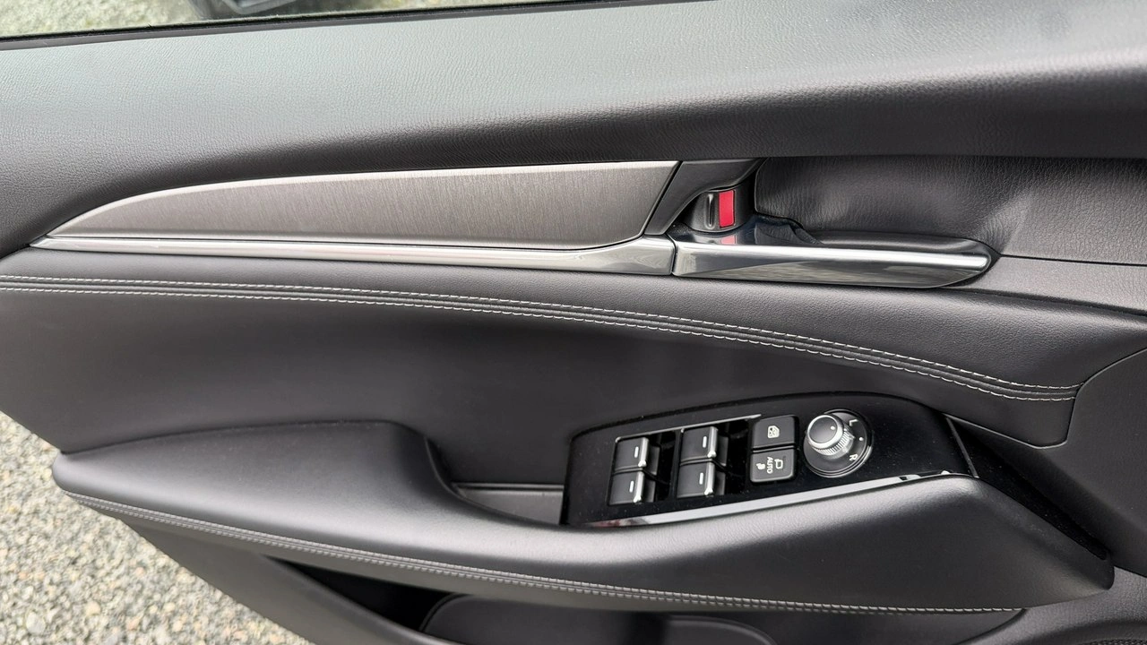 Mazda 6 - Zdjęcie 24