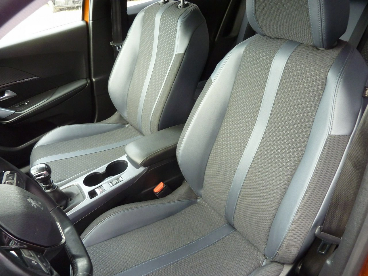 Peugeot 2008 - Zdjęcie 10