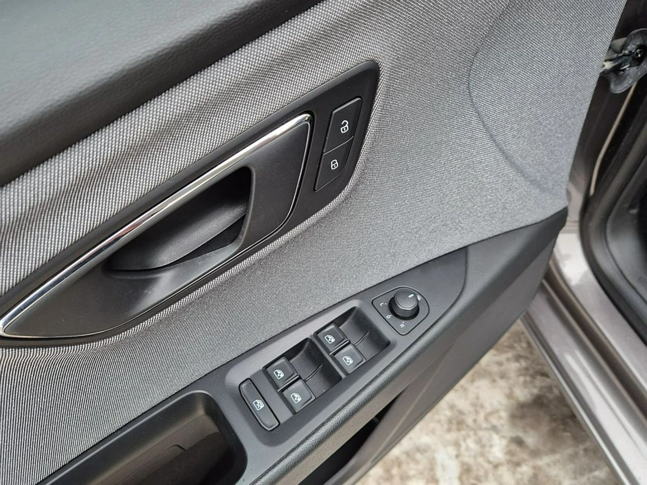 Seat Leon - Zdjęcie 17