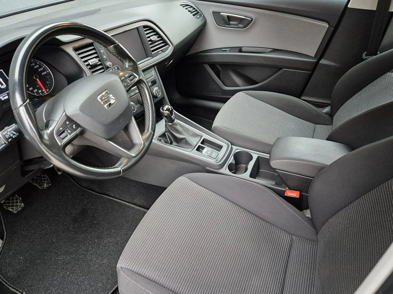 Seat Leon - Zdjęcie 3