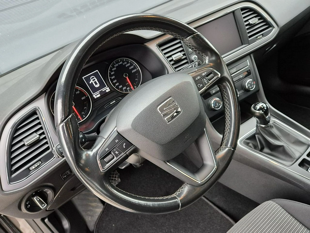 Seat Leon - Zdjęcie 4