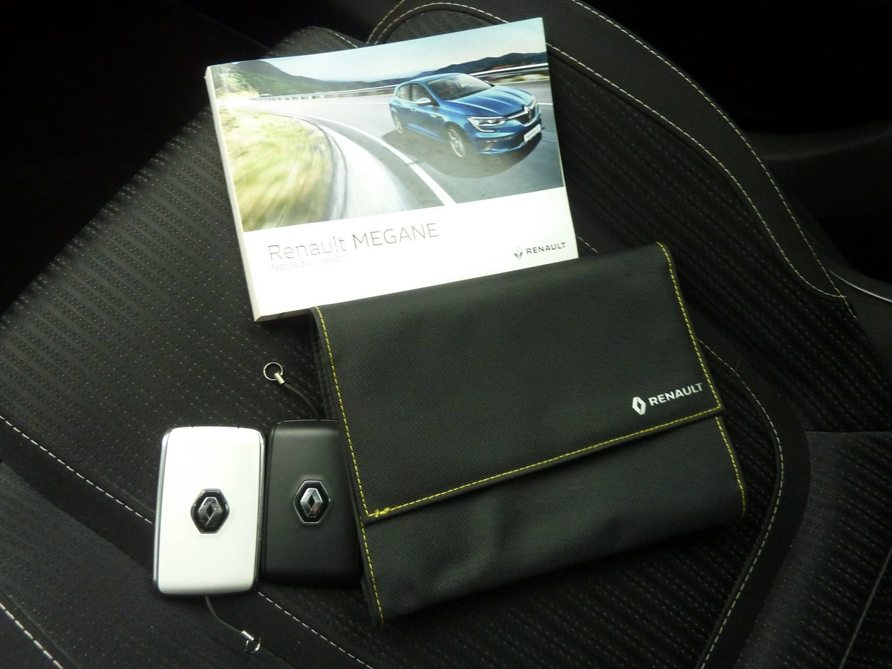 Renault Megane - Zdjęcie 16