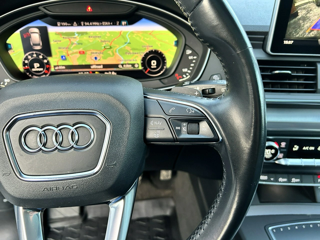 Audi Q5 - Zdjęcie 15