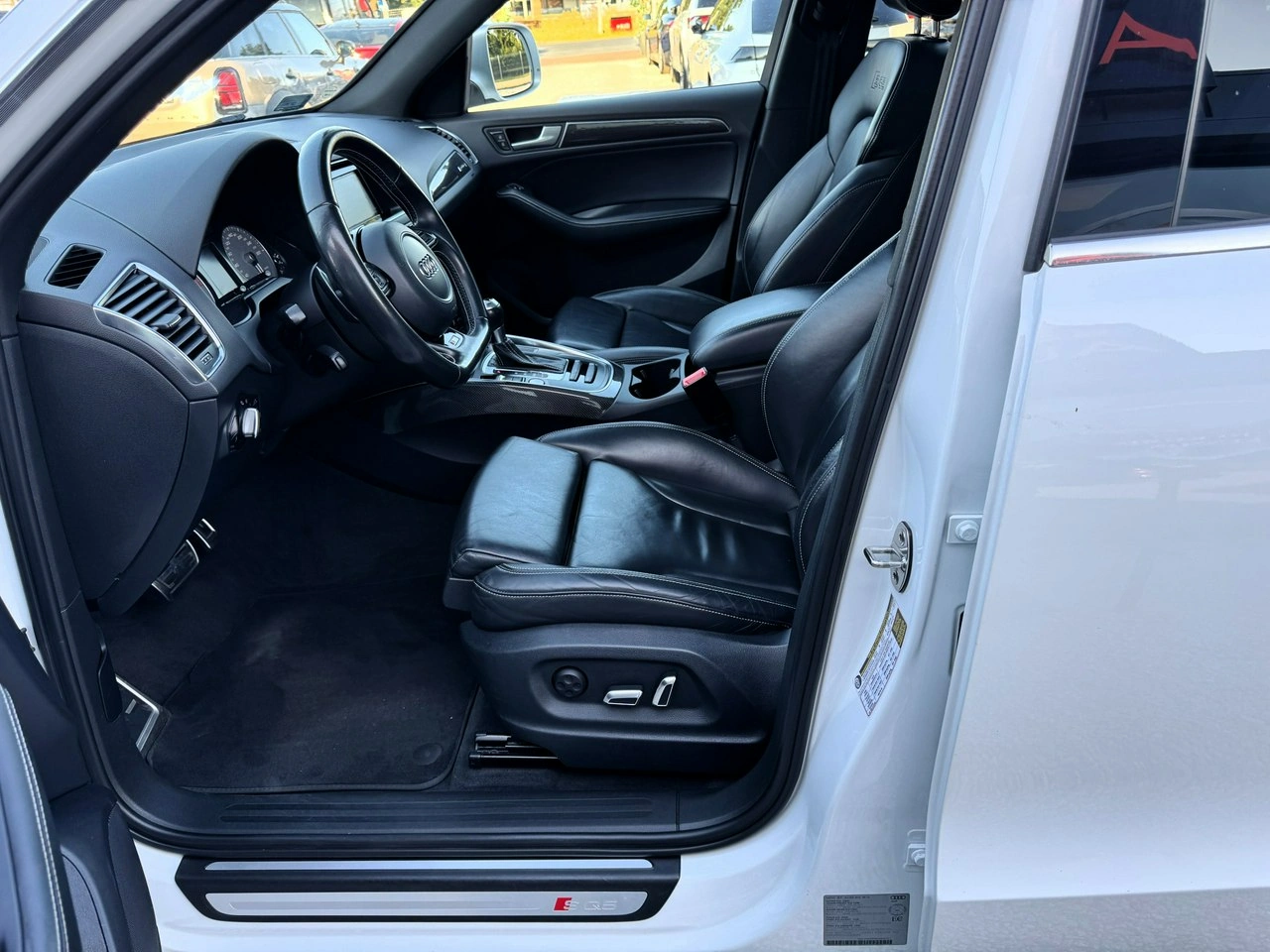 Audi SQ5 - Zdjęcie 11