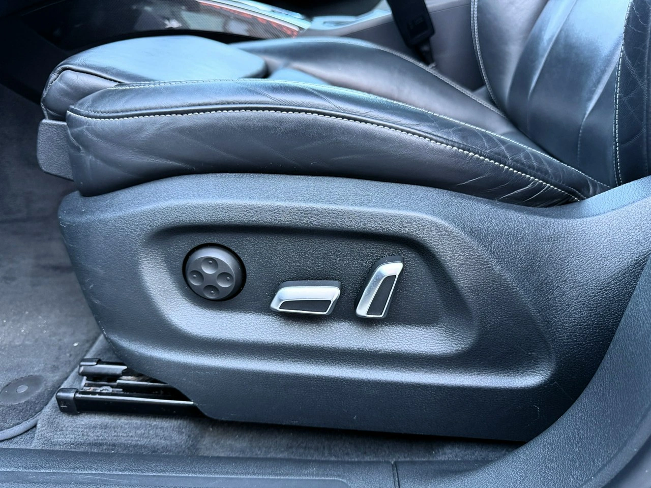 Audi SQ5 - Zdjęcie 14