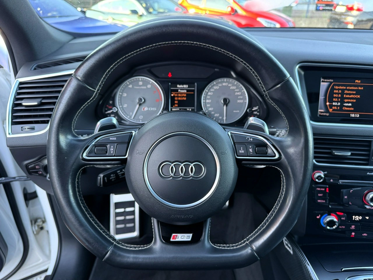 Audi SQ5 - Zdjęcie 16