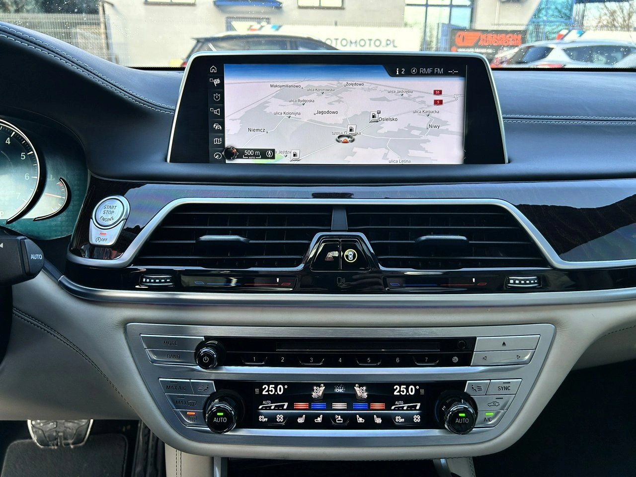 BMW M760 - Zdjęcie 19