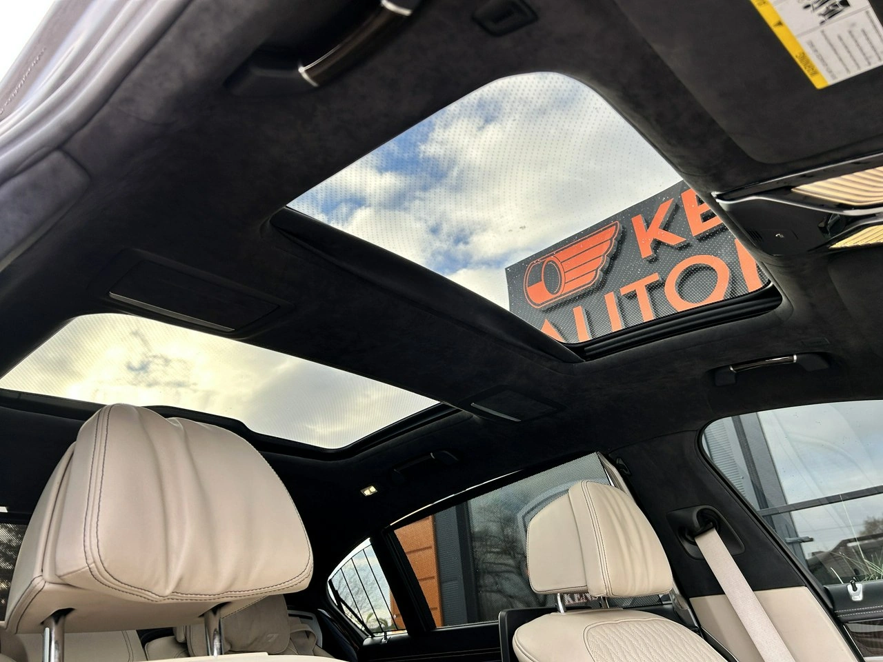 BMW M760 - Zdjęcie 30