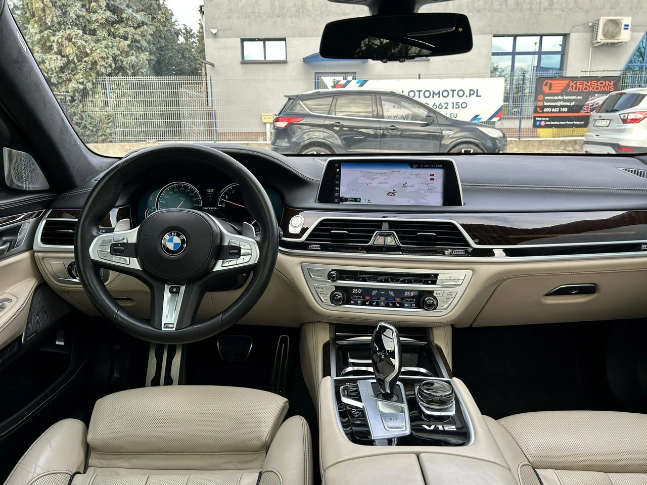 BMW M760 - Zdjęcie 40