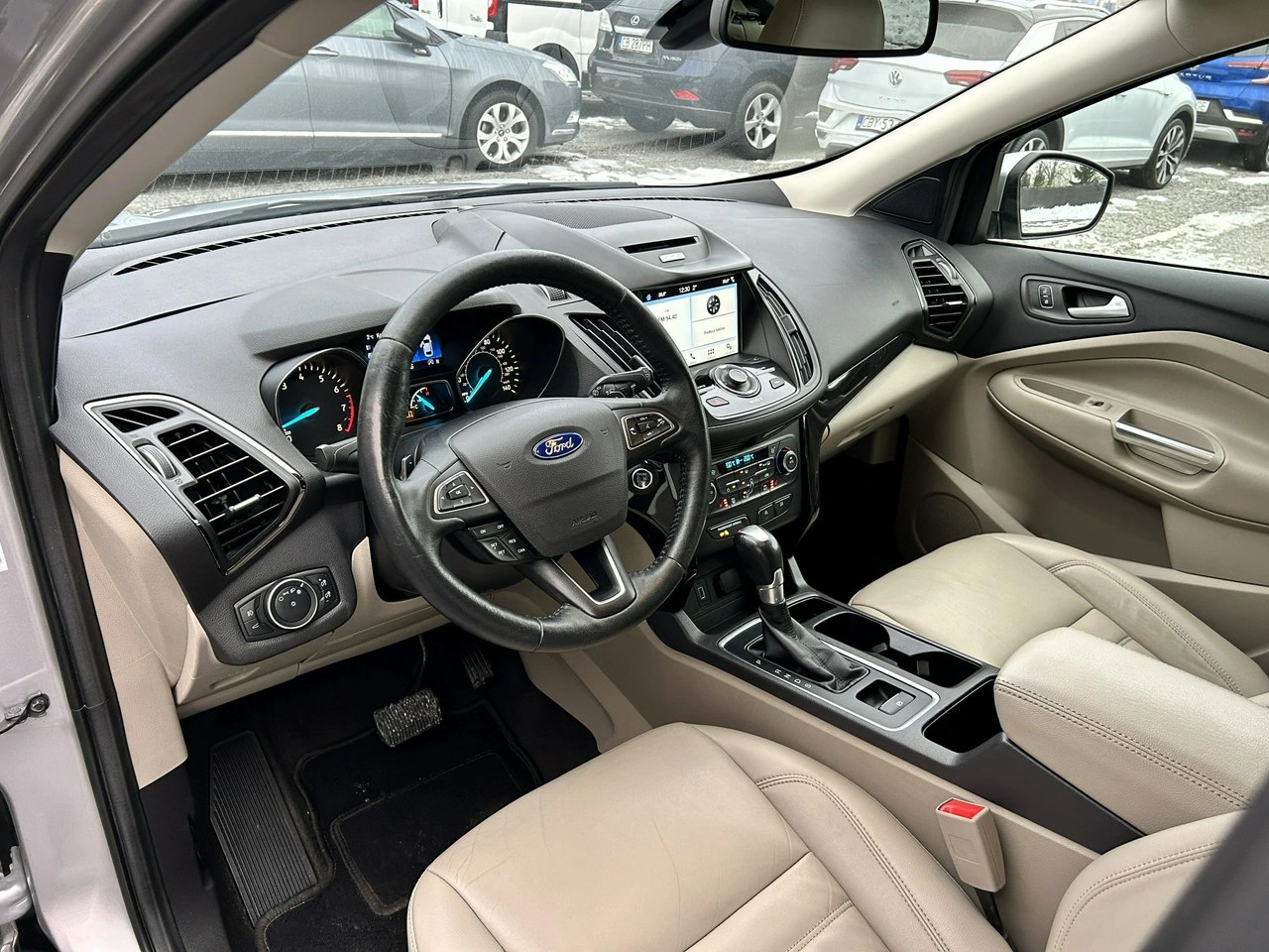 Ford Escape - Zdjęcie 8