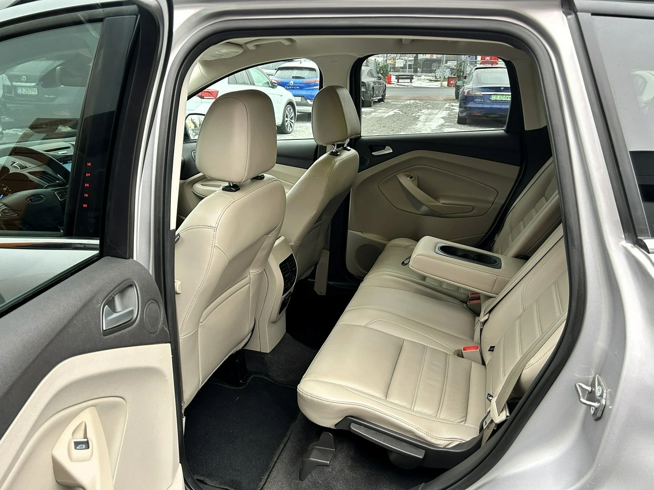 Ford Escape - Zdjęcie 25