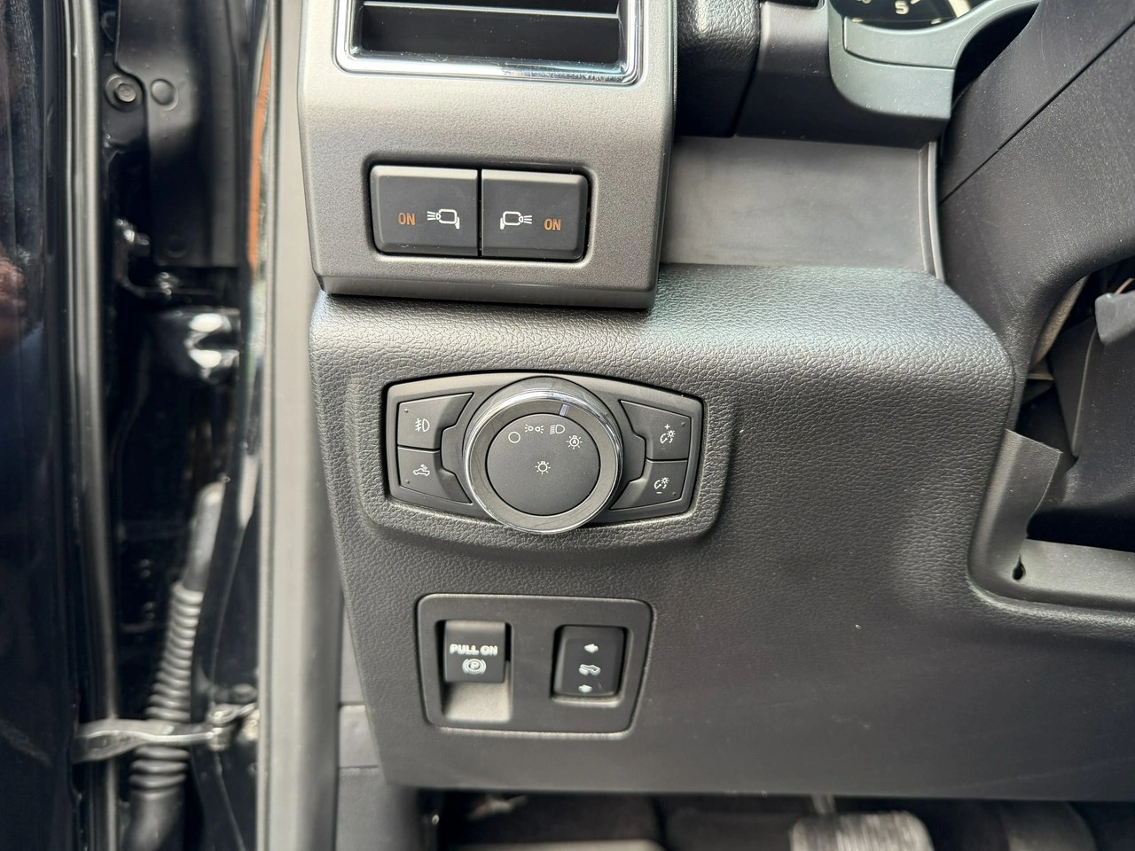 Ford F150 - Zdjęcie 13