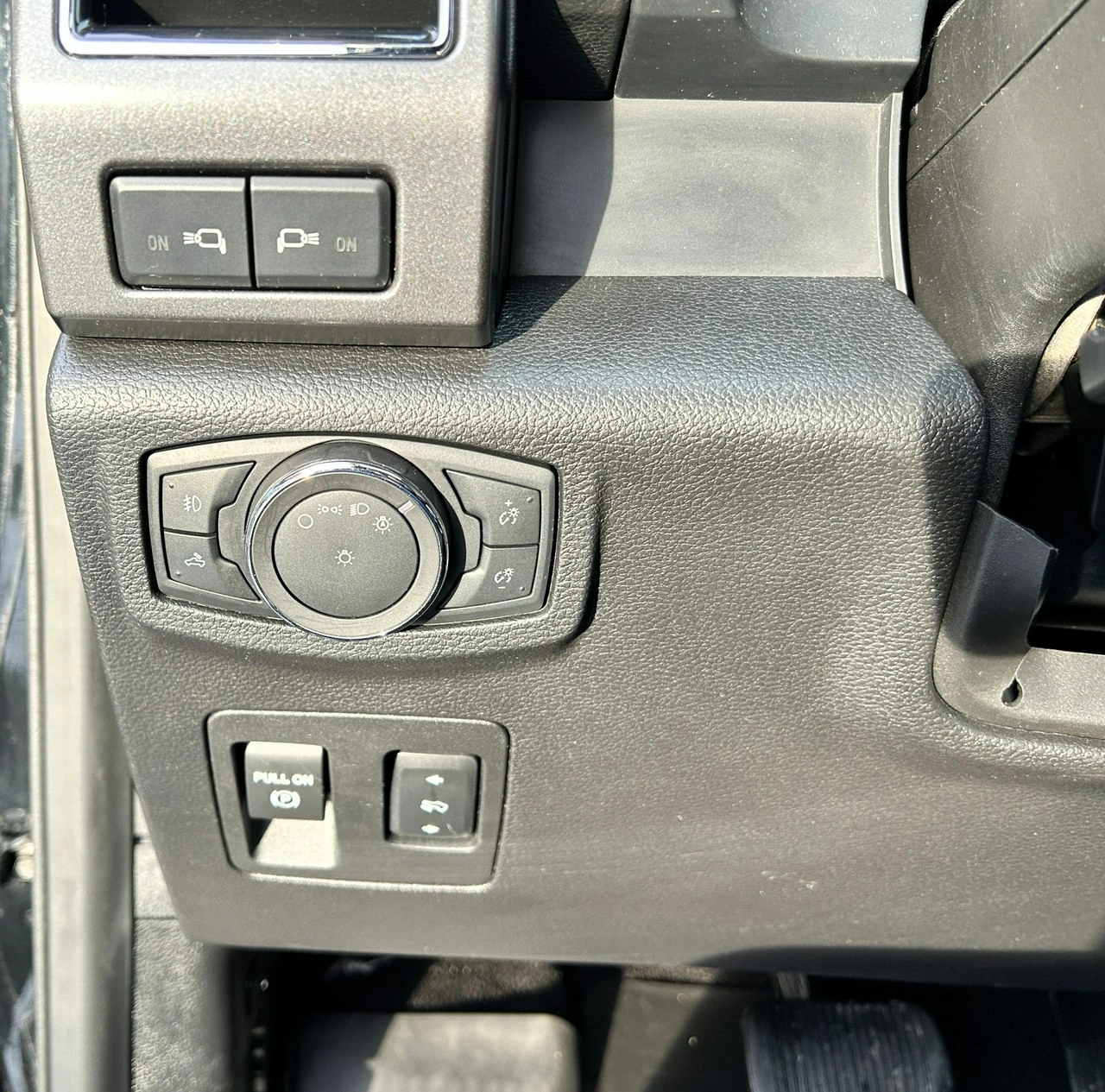 Ford F150 - Zdjęcie 13