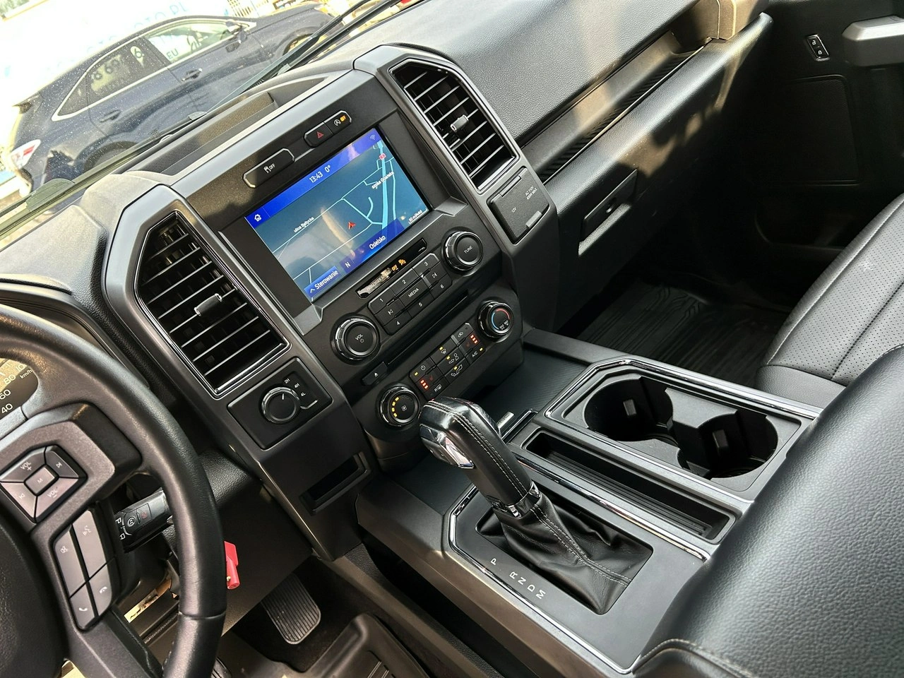 Ford F150 - Zdjęcie 18