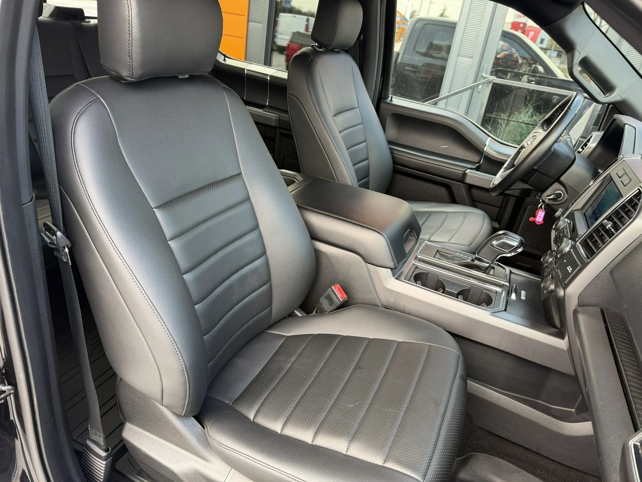 Ford F150 - Zdjęcie 25