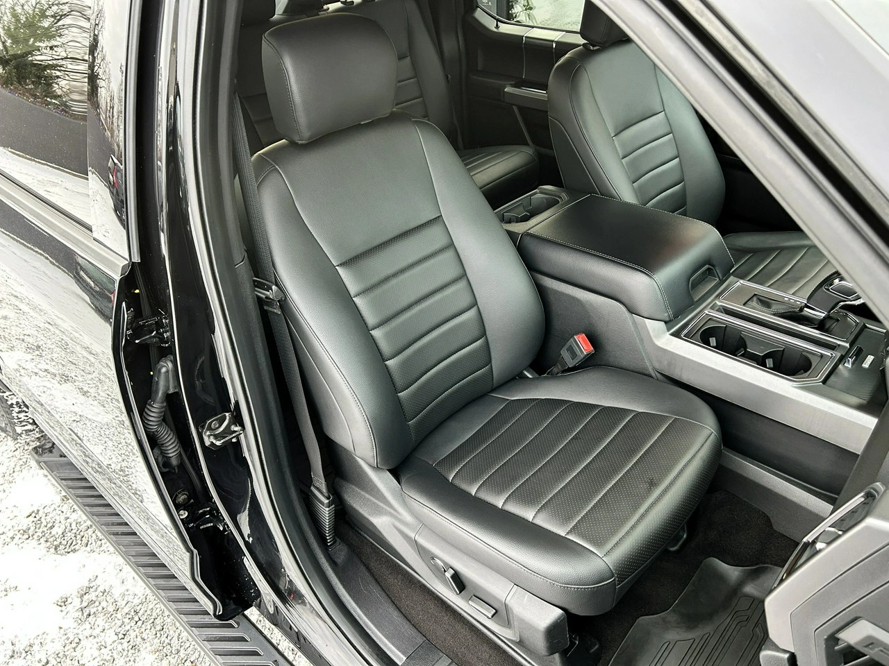 Ford F150 - Zdjęcie 27