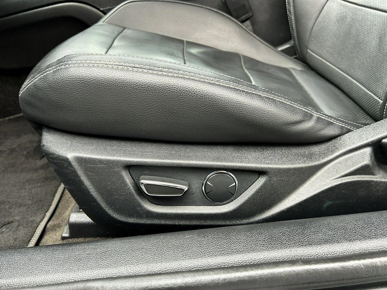 Ford Mustang - Zdjęcie 12