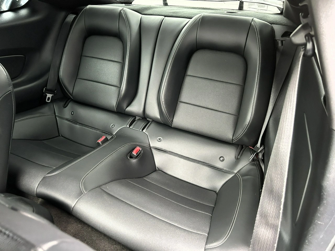 Ford Mustang - Zdjęcie 27