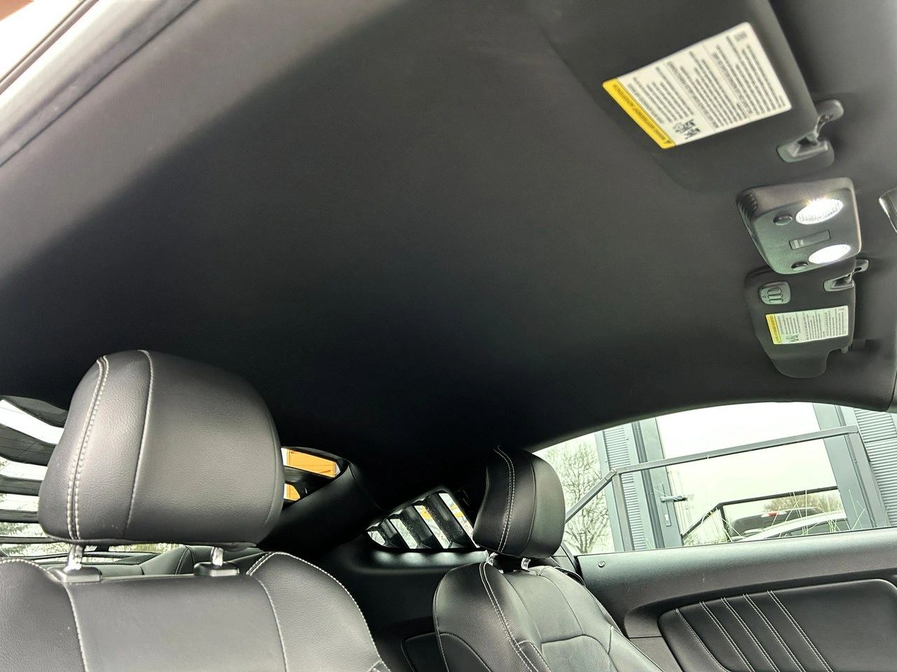 Ford Mustang - Zdjęcie 32