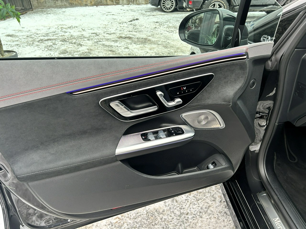 Mercedes EQE - Zdjęcie 11