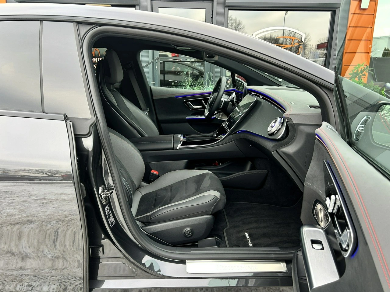 Mercedes EQE - Zdjęcie 23