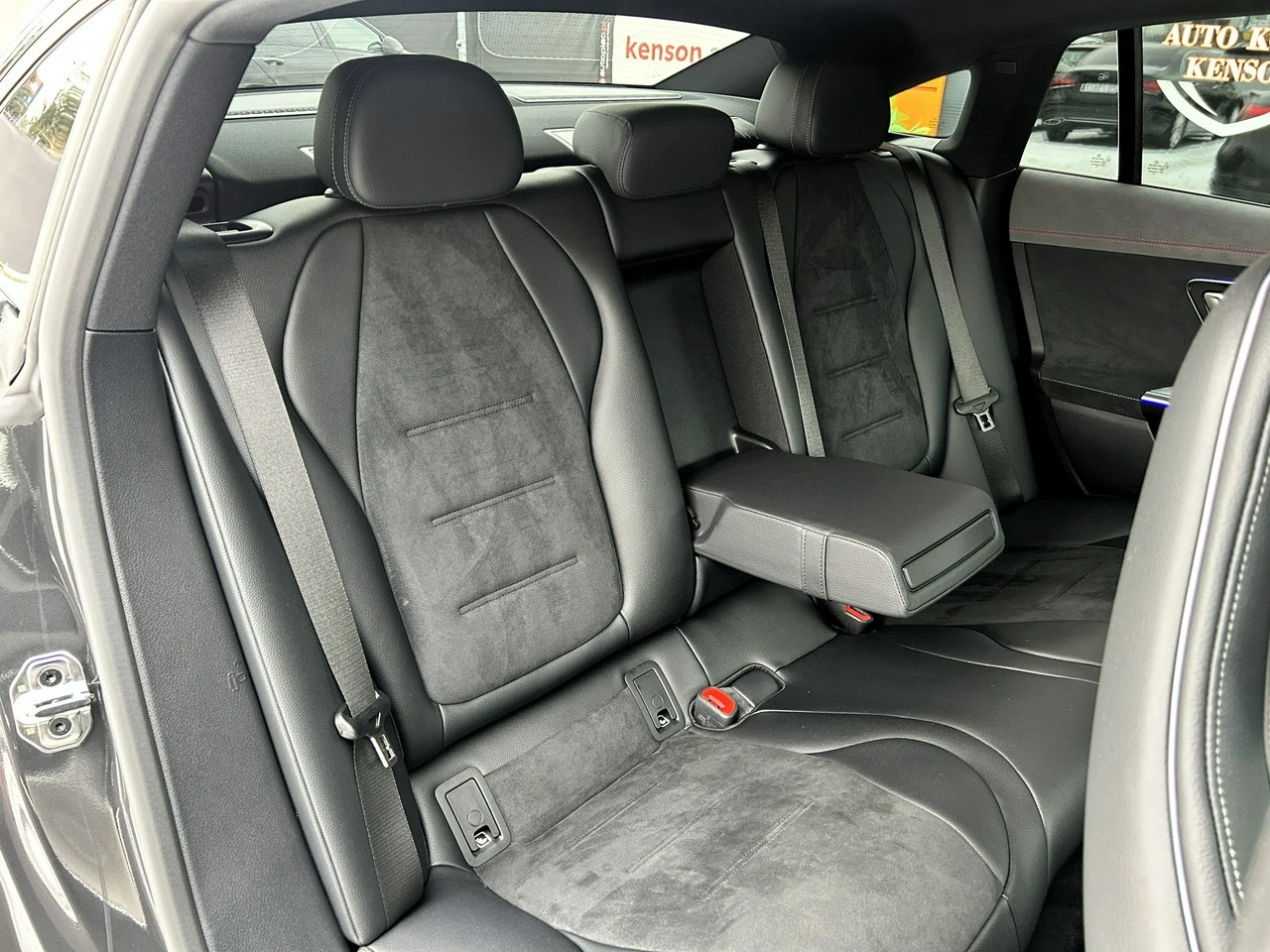 Mercedes EQE - Zdjęcie 28