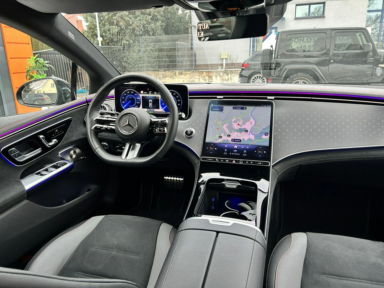 Mercedes EQE - Zdjęcie 31