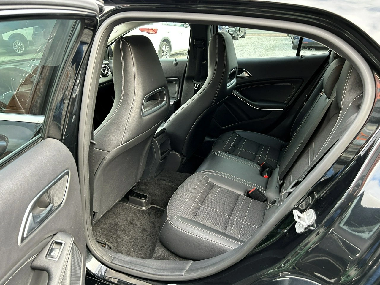 Mercedes GLA 200 - Zdjęcie 23