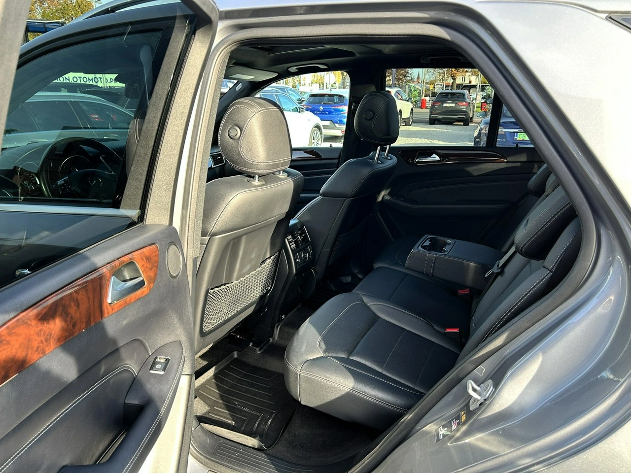 Mercedes ML 350 - Zdjęcie 25