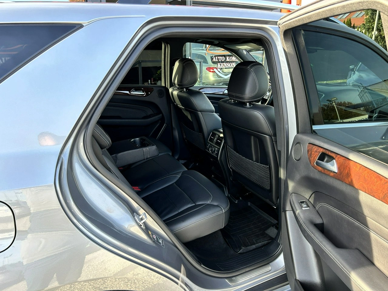 Mercedes ML 350 - Zdjęcie 31