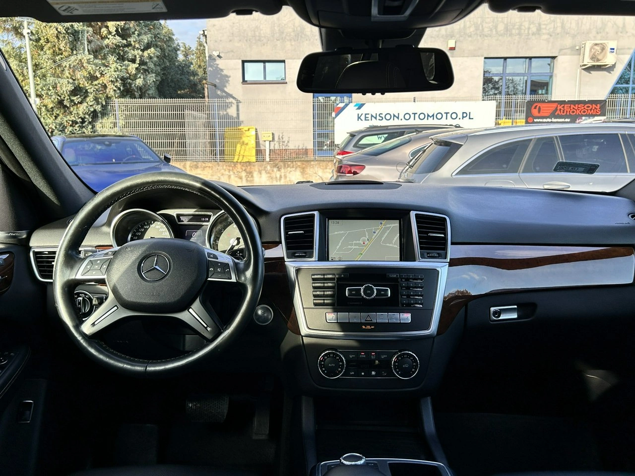 Mercedes ML 350 - Zdjęcie 34