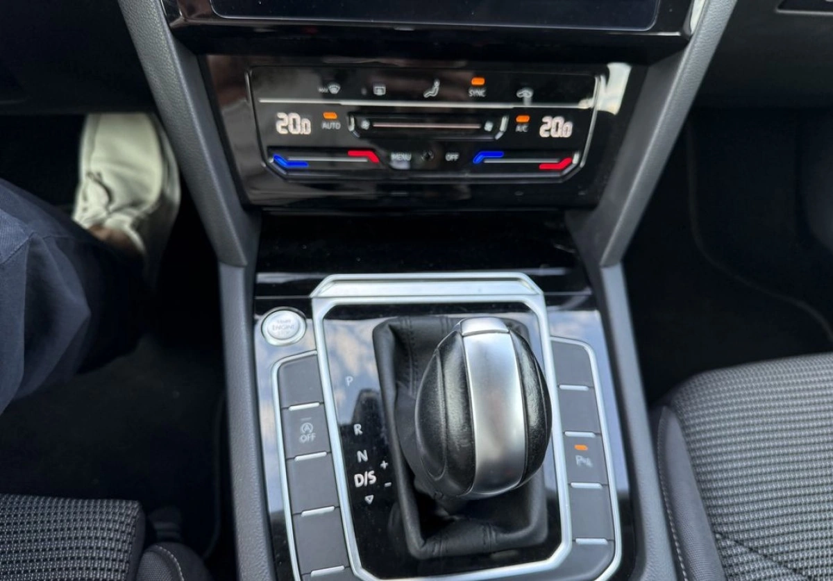 Volkswagen Arteon - Zdjęcie 23