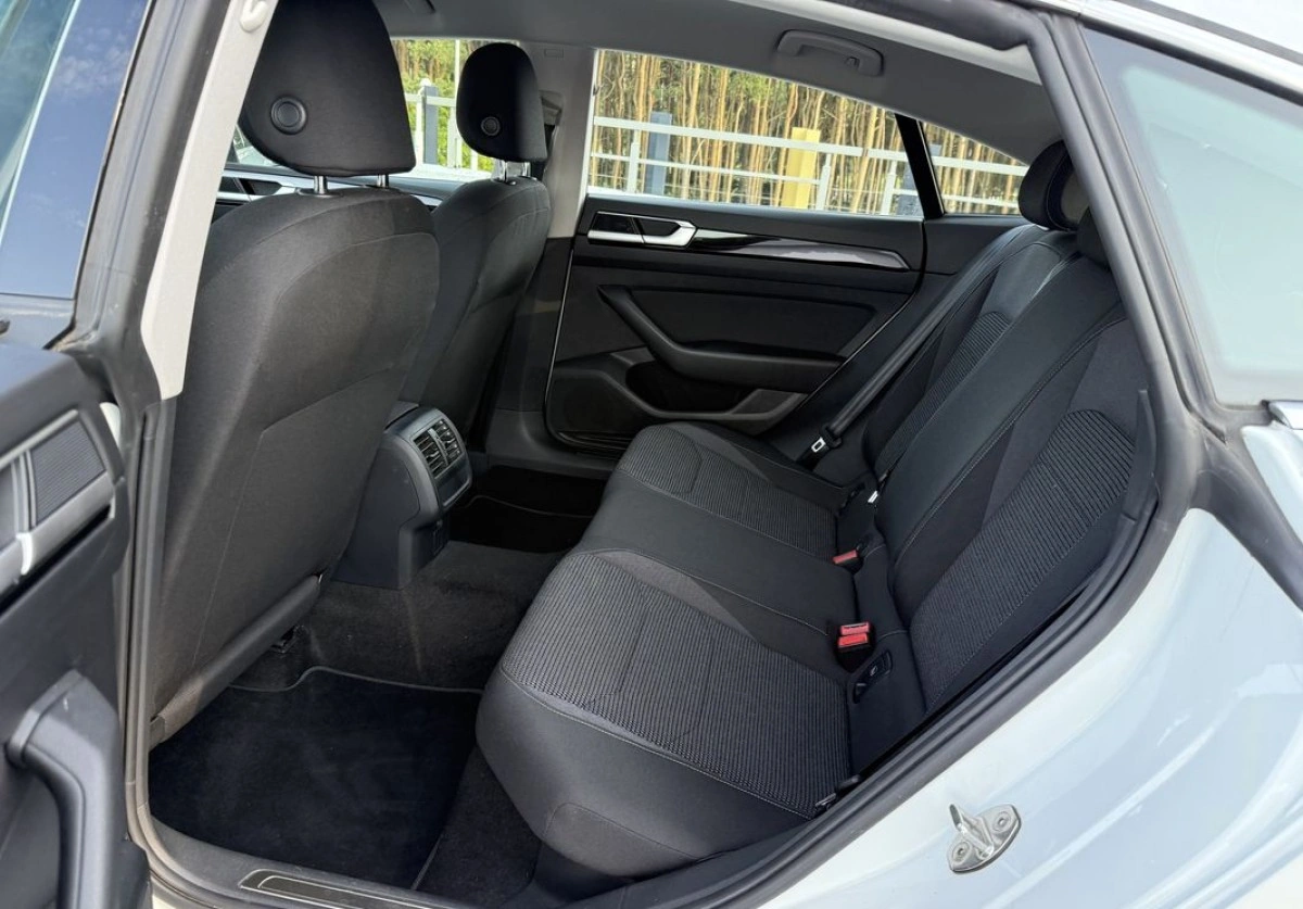 Volkswagen Arteon - Zdjęcie 27