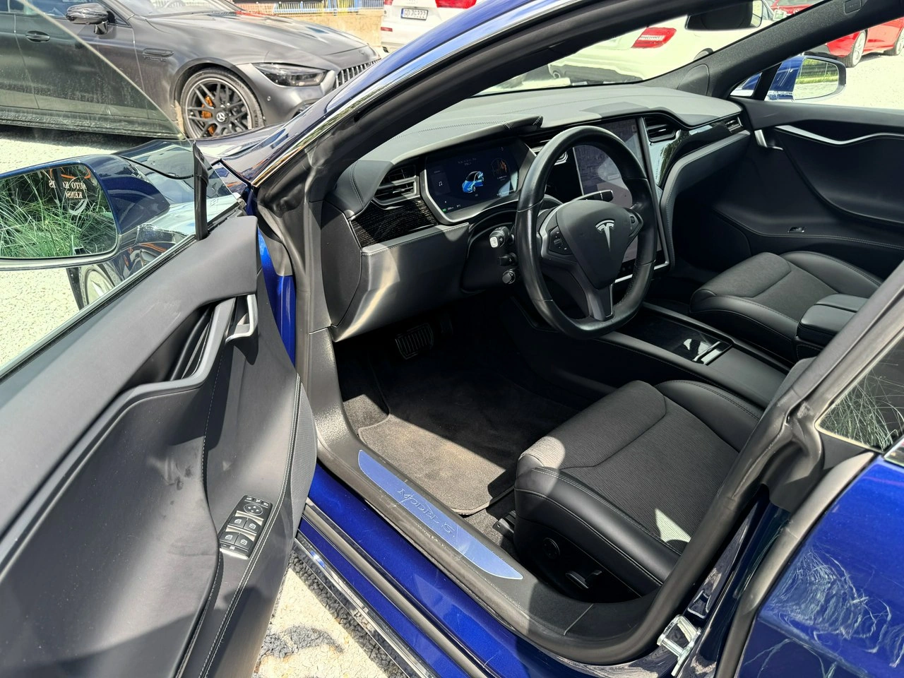 Tesla Model S - Zdjęcie 9