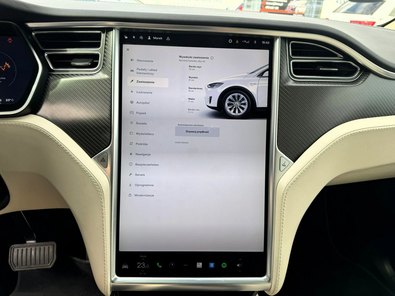 Tesla Model X - Zdjęcie 23