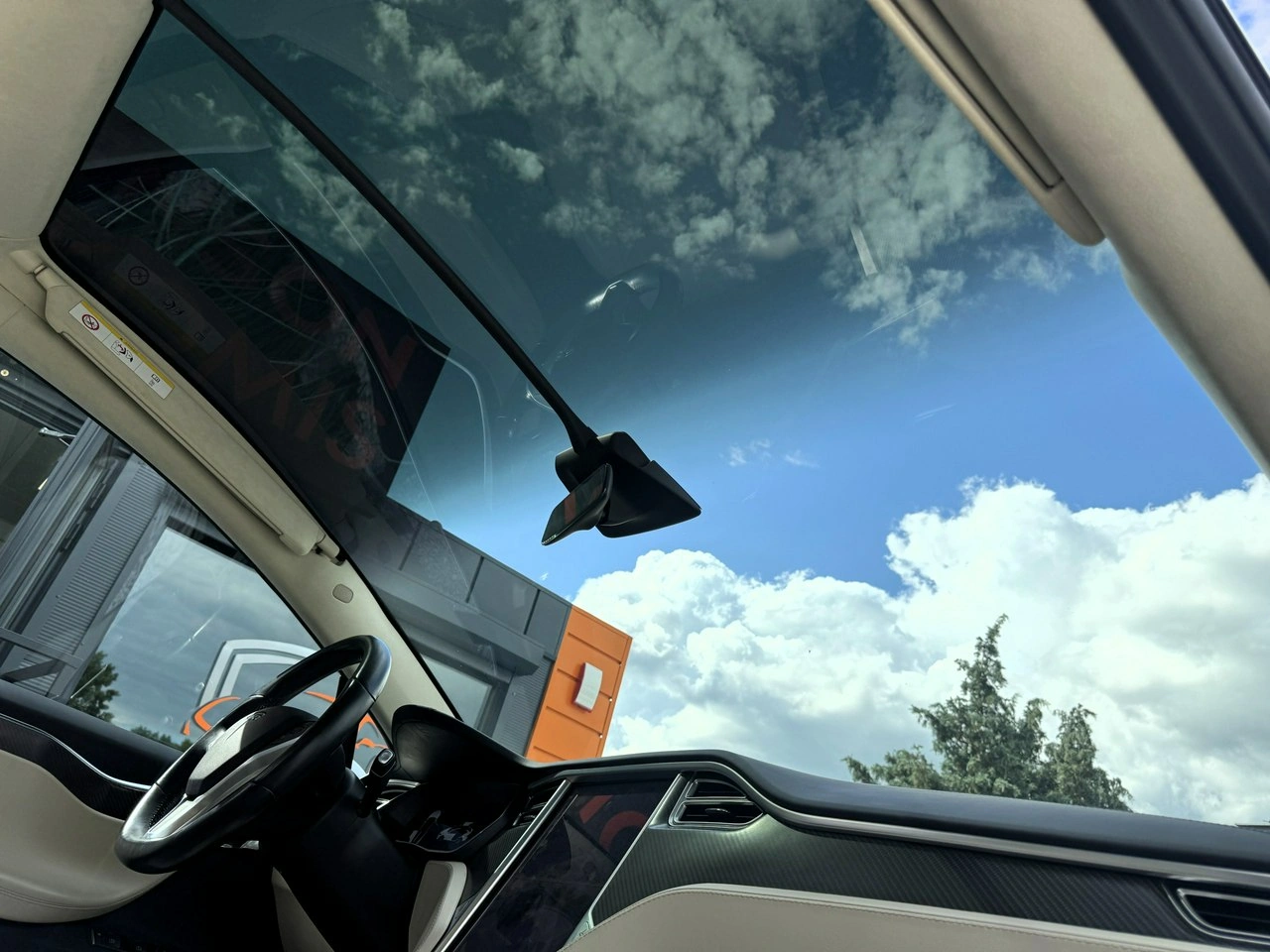 Tesla Model X - Zdjęcie 29