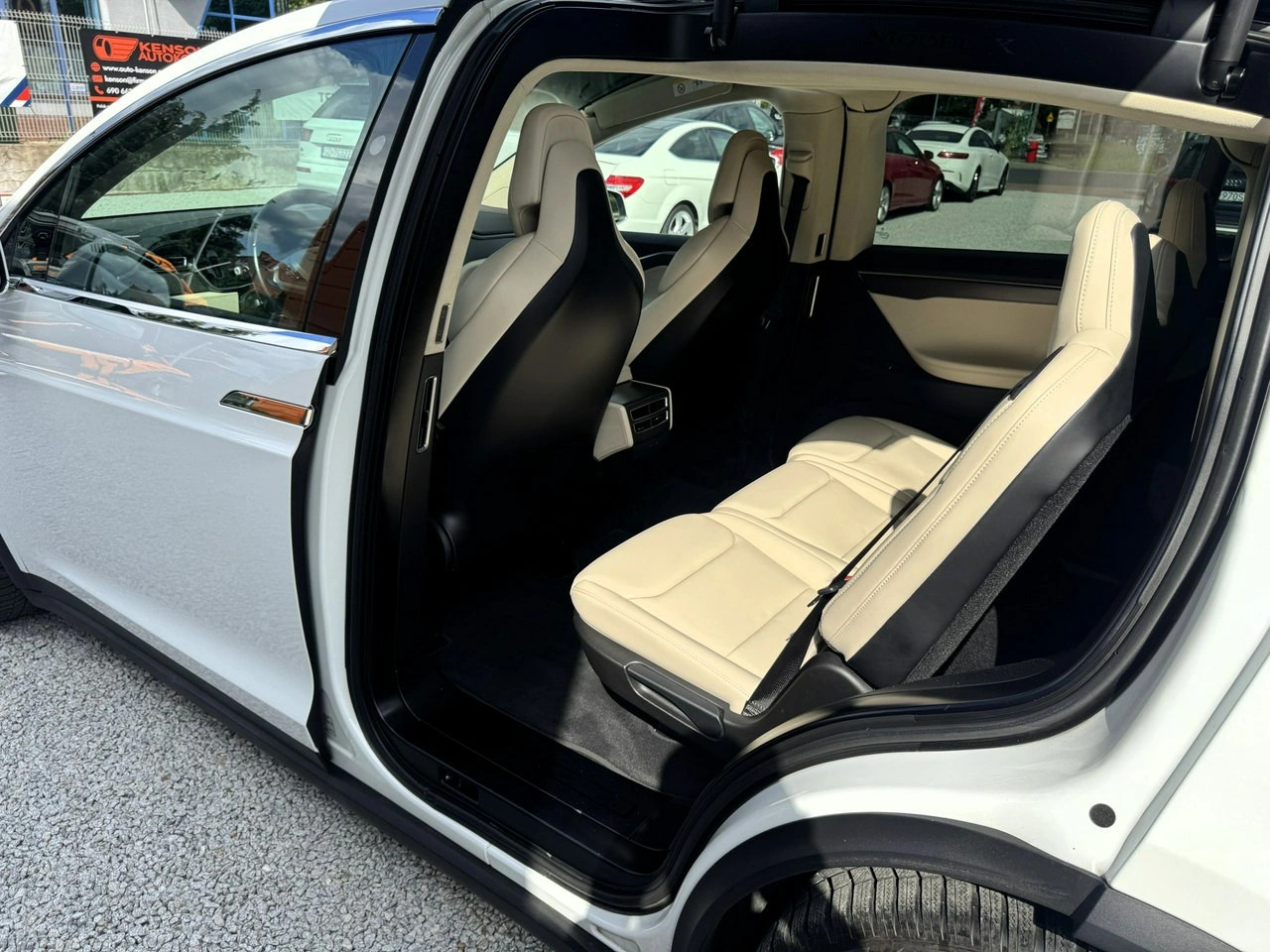 Tesla Model X - Zdjęcie 30